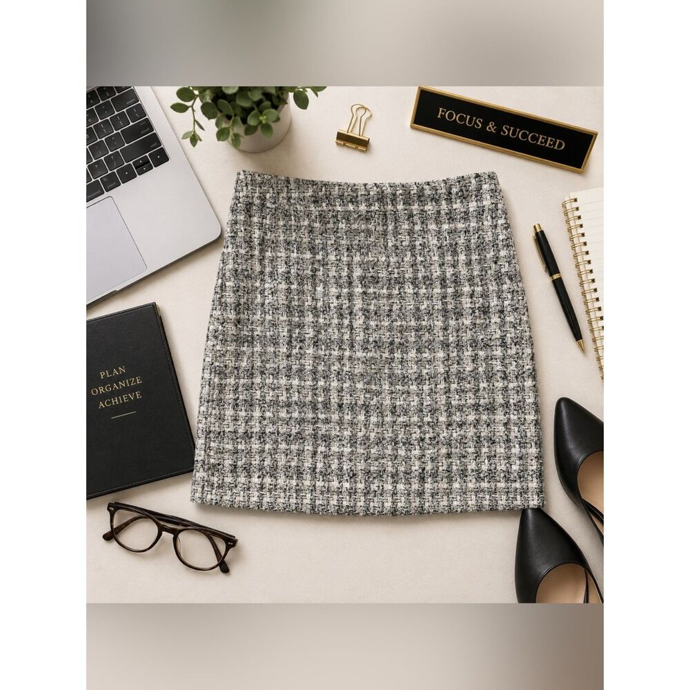 Rachel Zoe Women's Black/White Check Tweed Lined Pencil Short Zip Skirt Size 8